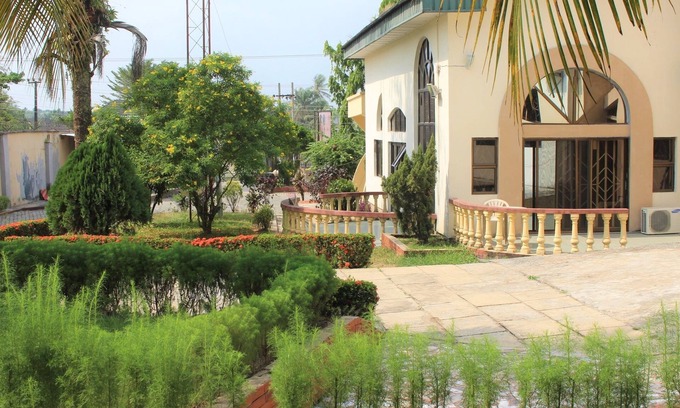 Calabar Hotel | Tourist Castle Hotel and Suites
