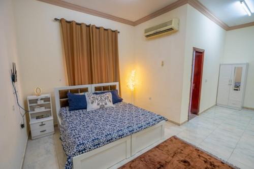 Abu Dhabi House | Tourist family and couple rooms abudhabi Baith Al Jannah LLC Private Family Rooms - Attached Washroom - VL01