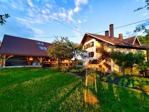 Cerknica House | Tourist Farm Strle With Great Local Food
