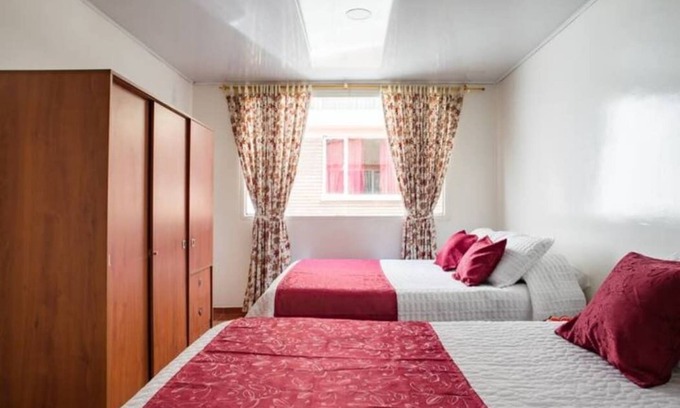 Campin House | TOURISTIC HOUSE 203/3-SU HOGAR LEJOS DE CASA