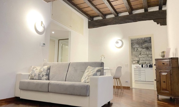 Citta Bassa Apartment | Tower Gombito's Apartment