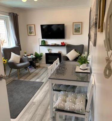 Flintshire Apartment | Town Centre Apartment