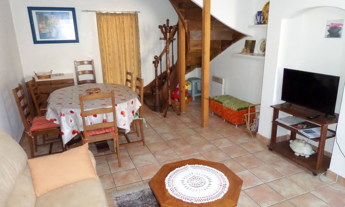 Chatillon-sur-Indre House | town house between brenne and touraine