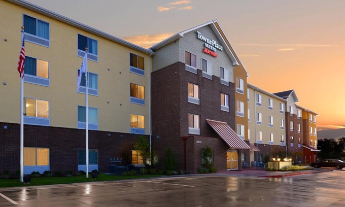 Westchase Hotel | TownePlace Suites by Marriott Houston Westchase