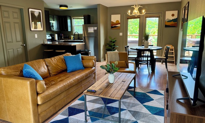 Sevierville House | Townhome near Dollywood w/Hot Tub June Promo