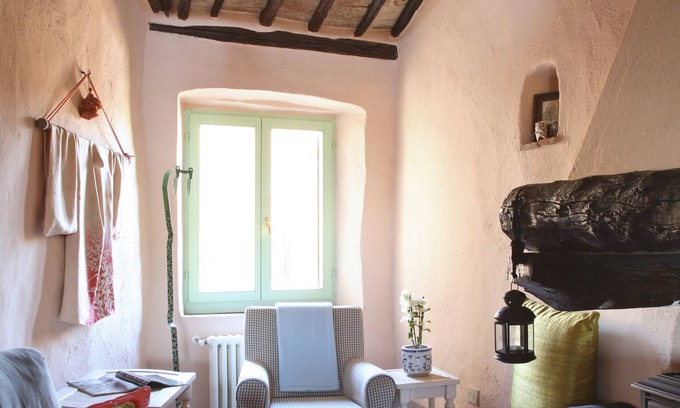 Monte Benichi House | Townhouse Casa Gorizia - Authentic Tuscany