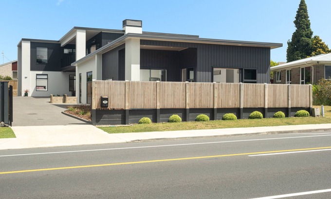 Tauranga House | Townhouse On Levers - Matua Tauranga.