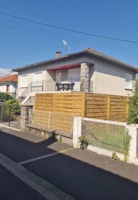 Aurillac House | Très grande maison individuelle