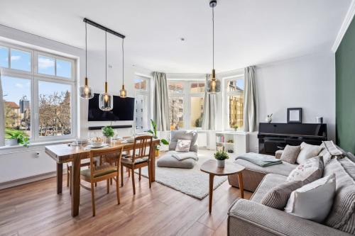 Suedvorstadt Apartment | TRABER APARTMENTS 1 SZ Balkon 2 Badezimmer Südvorstadt
