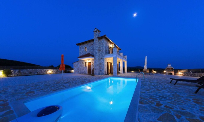 Elation Villa | Traditional - 3 Bedroom Villa