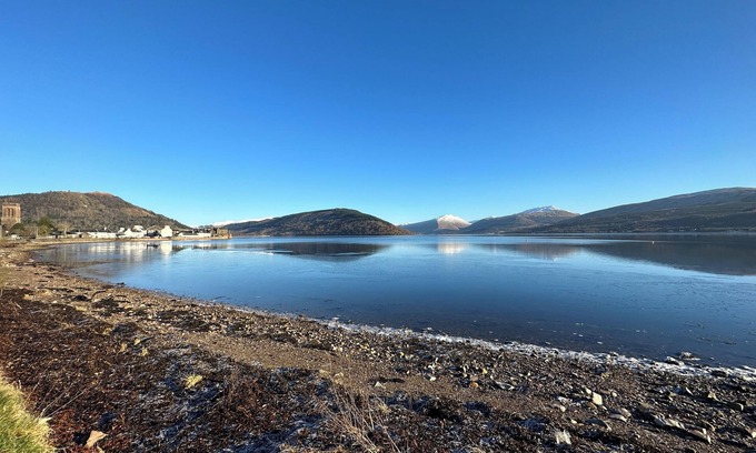 Inveraray Cottage | Traditional Cottage by Loch Fyne, Inveraray with Breathtaking Views