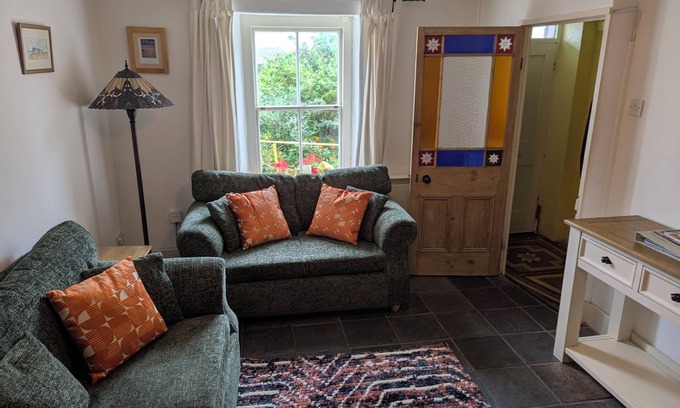Mousehole Cottage | Traditional Fisherman's Cottage with 3 bedrooms