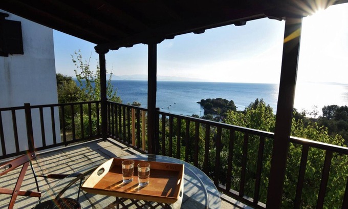 Lefokastron Villa | Traditional Luxury House In Pelion "erato"