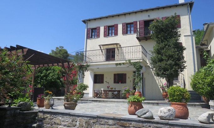 Zagora-Mouresi Villa | Traditional Private villa, great view to the mountain and the Sea.