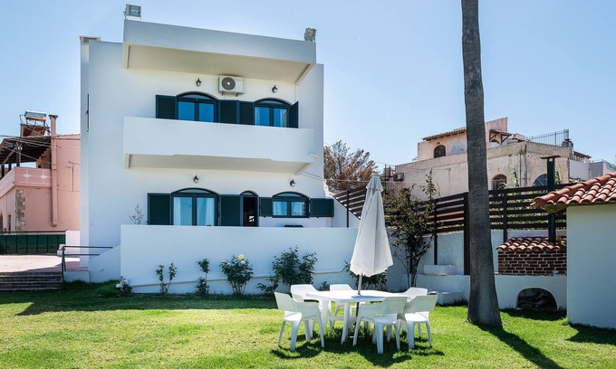 Rapaniana Cottage | Traditional Seaside Cottage - Chania