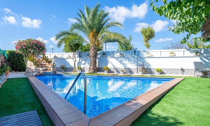 Creixell Villa | Traditional Villa