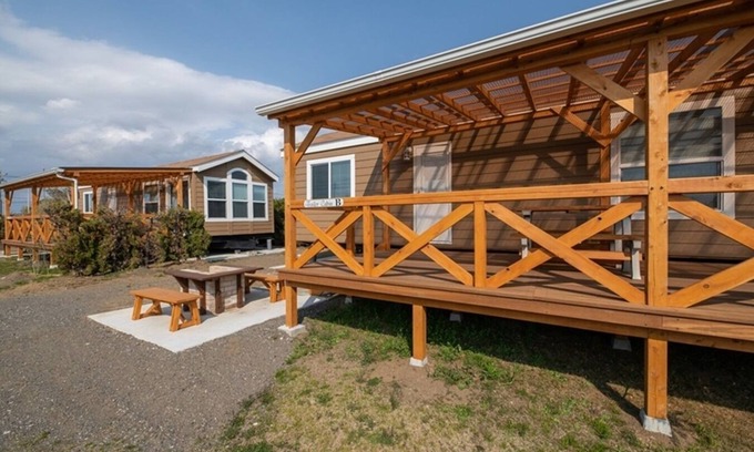Asahi RV Rental | Trailer cabin Bedding included for up to 2 people/Asahi City Chiba