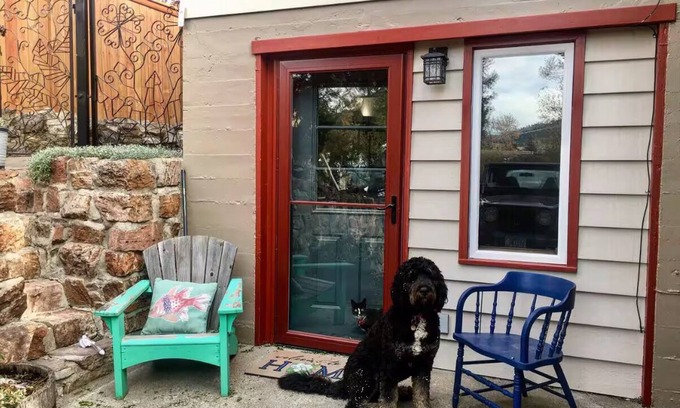Helena Apartment | Trails, Tails & Town – Pet-Friendly Stay Near It All
