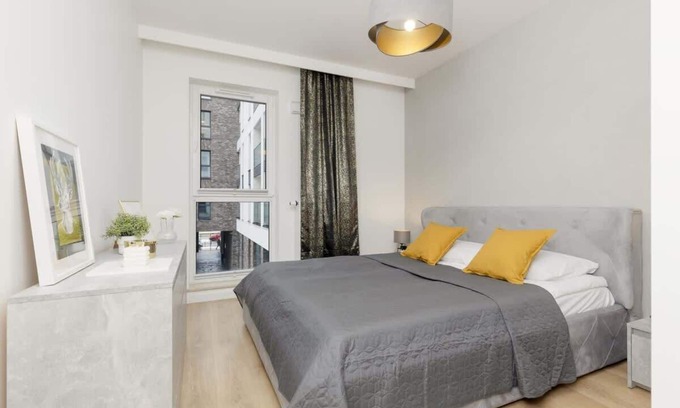 Srodmiescie Apartment | Tramwajowa 17B | Stylish Apartment | WiFi