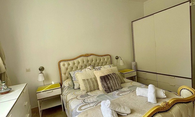 Bni Makada Apartment | Tranquil 2-bedroom apartment with AC in Tangier