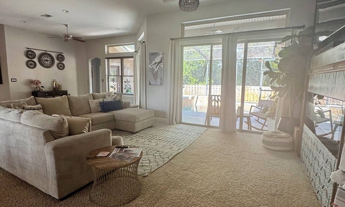 Niceville House | Tranquil 4 bedroom 3 bathroom home in blue water Bay 6 miles from Destin beaches