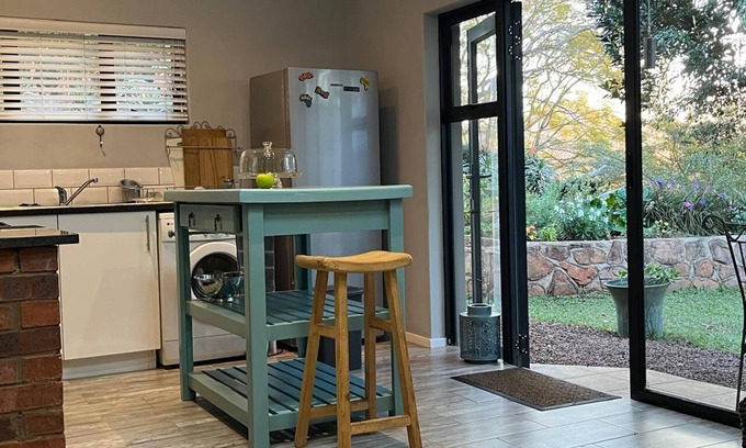 Kloof Cottage | Tranquil cottage in charming Everton