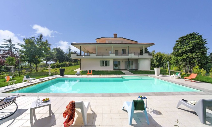 Tavullia Apartment | Tranquil Escape in Tavullia