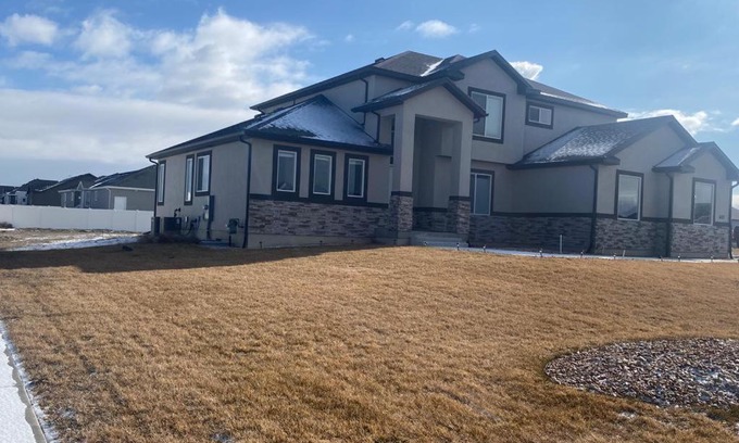 Grantsville House | Tranquil Getaway Grantsville