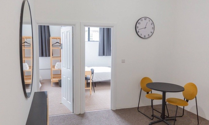Woodhouse Apartment | Tranquil haven in London