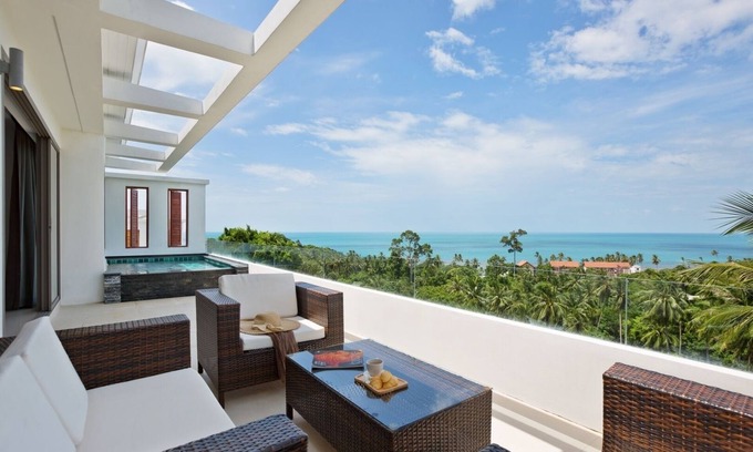 Maret Apartment | Tranquil Residence 3 - Sea View Apartment