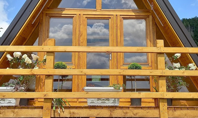Zabljak Ski Chalet | Tranquil retreat for yoga lovers