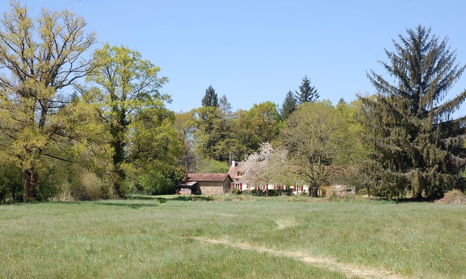 Saint-Mathieu Cottage | Tranquil Rural Retreat Farm Cottage, Nr St Mathieu, Haute Vienne/North Dordogne