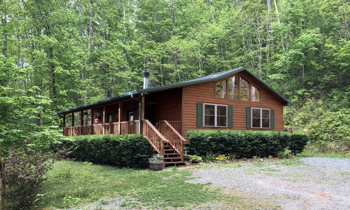 Sylva Cabin | Tranquility Cabin - Your Smoky Mountains Getaway!