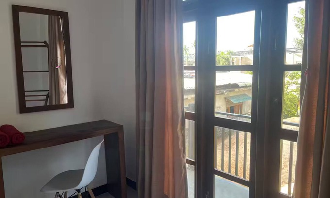 Seeduwa - Katunayake Bed & Breakfast | Transit Terminal at Colombo airport - Deluxe king
