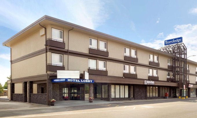 South Lethbridge Hotel | Travelodge by Wyndham Lethbridge
