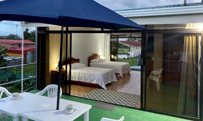 Barrio Dora House | TRC Room's