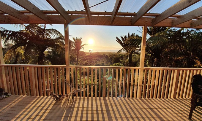 Punakaiki House | Treescapes - Hot Tub in the Rainforest, 2km from Punakaiki