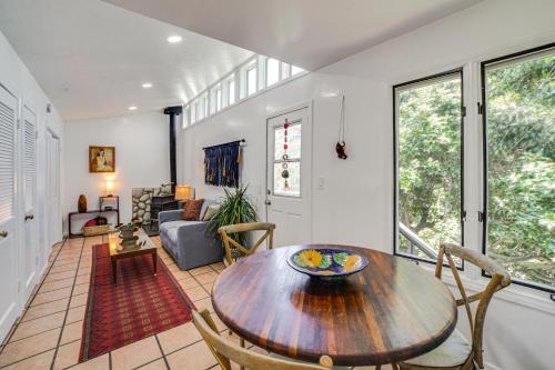 Fernwood House | Treetop Topanga Cabin with Deck and Mountain Views!