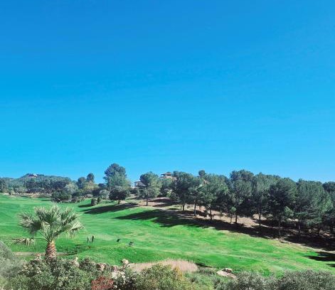 Saint-Cyr-sur-Mer Villa | TRES BELLE VILLA AVEC PISCINE, TENNIS et GOLF