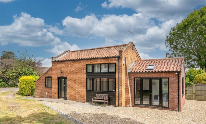 Irstead Apartment | Trinity Barn | Winterton Cottages