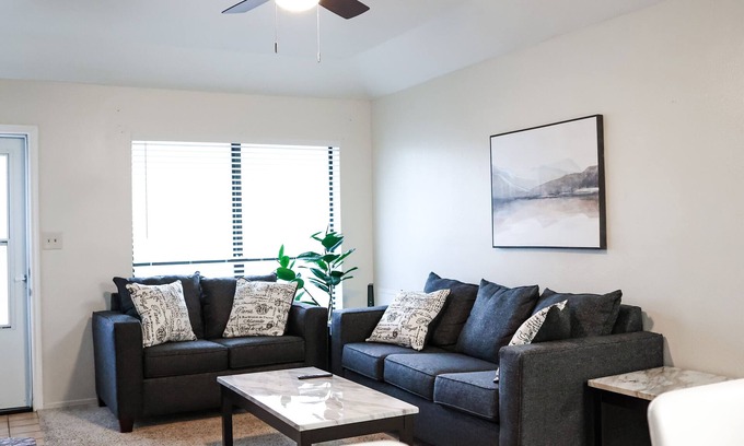 Hobbs House | Trinity Townhome #B in the heart of Hobbs