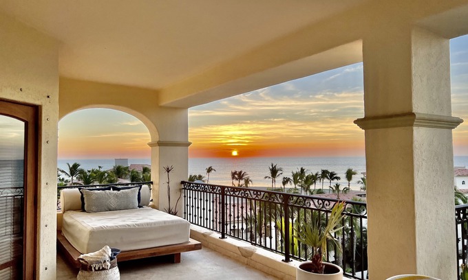 Zona Hotelera Condo | Triple En-suite on the beach at Las Mananitas