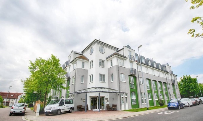 Wiederitzsch House | Triple room - Early booking - ACHAT Hotel Leipzig Messe