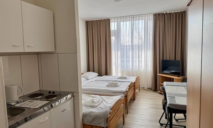 Hassloch Cottage | Triple room - Gästehaus Haßloch