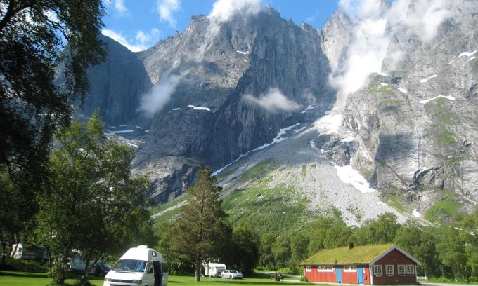 Andalsnes Cabin | Trollveggen Camping
