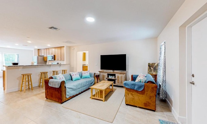Port Malabar House | Tropical Haven Retreat