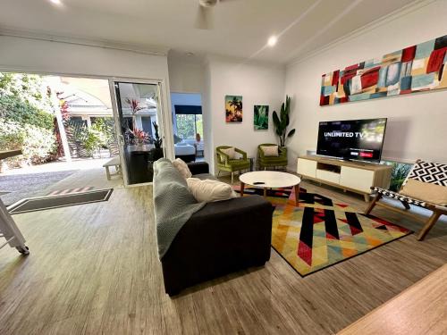 Edge Hill House | Tropical Pool Villa luxury home with private pool