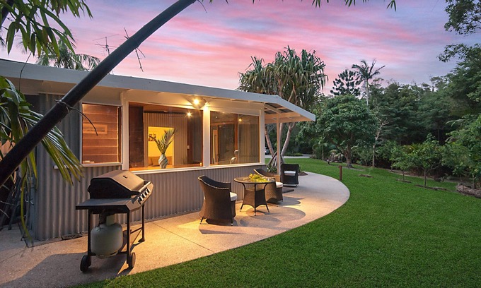 Suffolk Park House | Tropical Private Guesthouse in Byron Bay