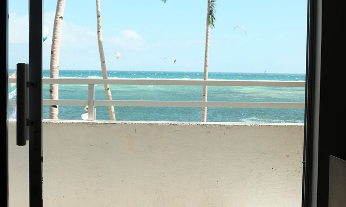 Balabag Villa | Tropical Stay Boracay