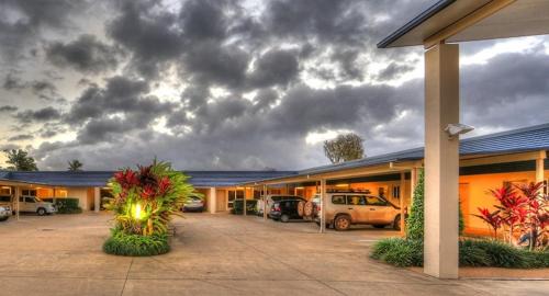 Ingham Hotel | Tropixx Motel